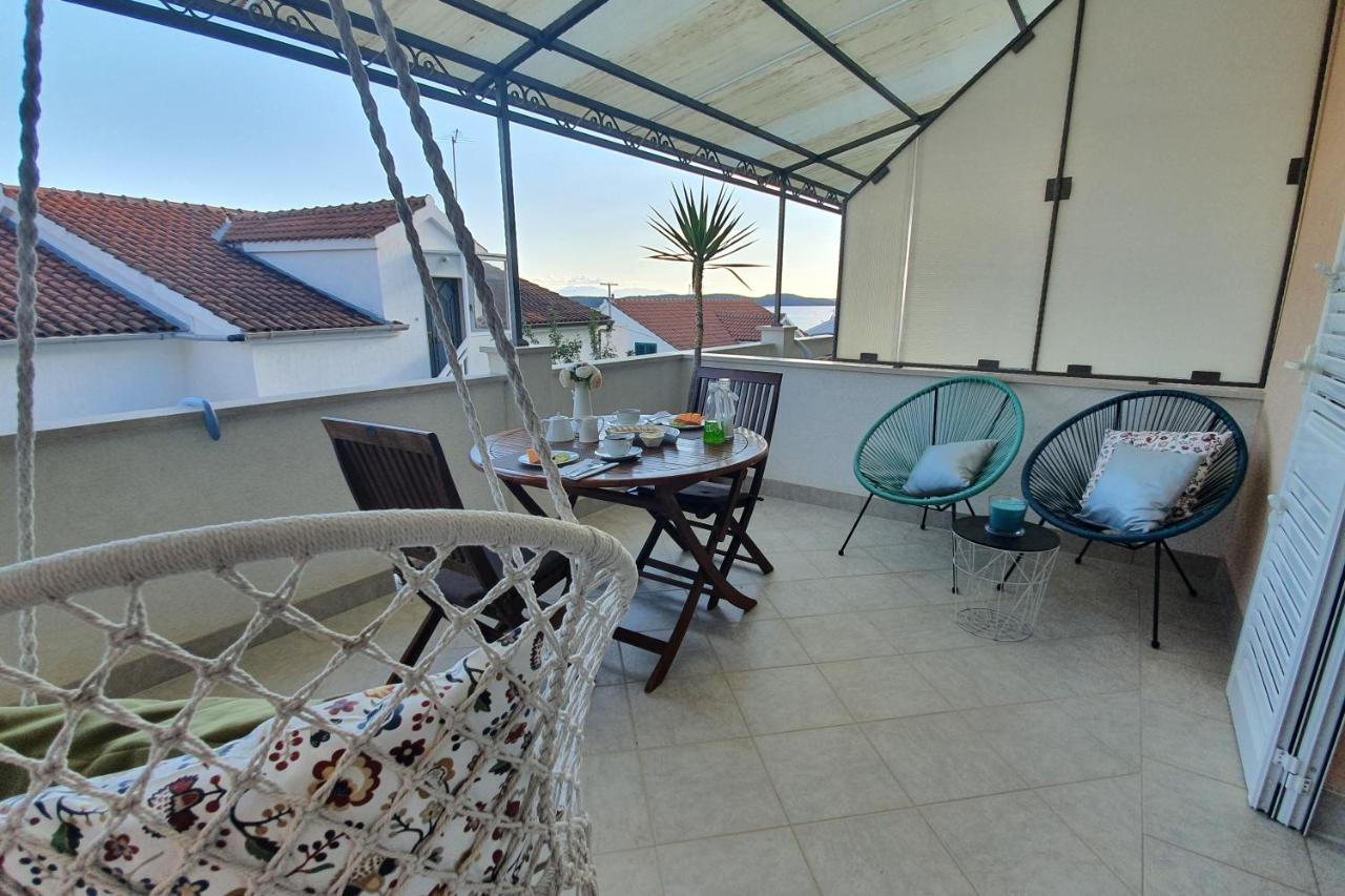Apartments Roso - Zf Hvar Hvar Town Esterno foto