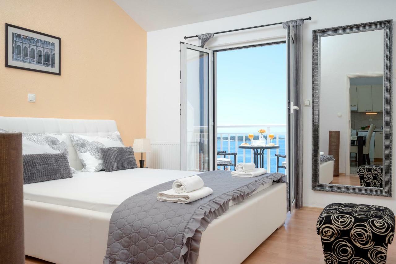 Apartments Roso - Zf Hvar Hvar Town Esterno foto