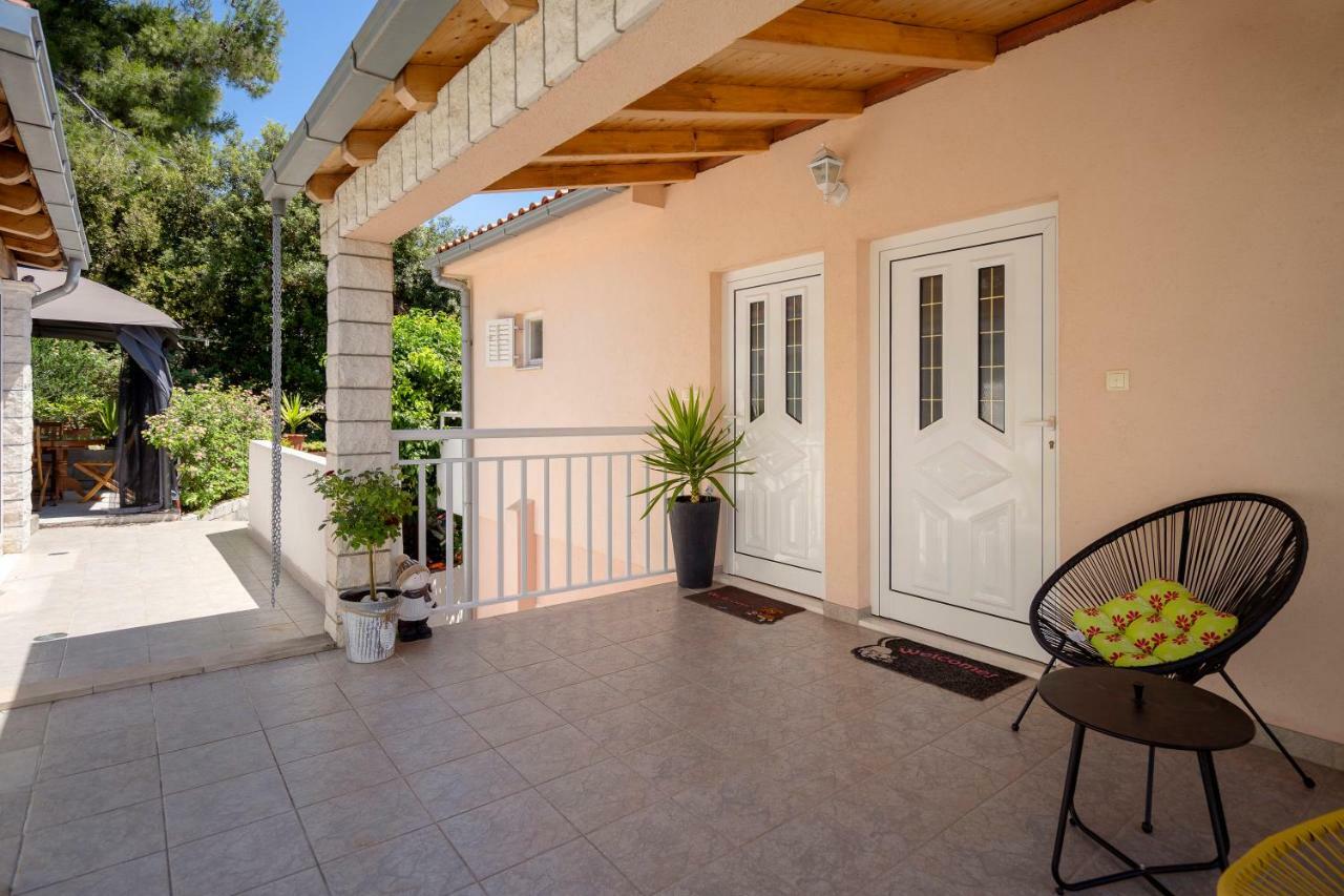 Apartments Roso - Zf Hvar Hvar Town Esterno foto